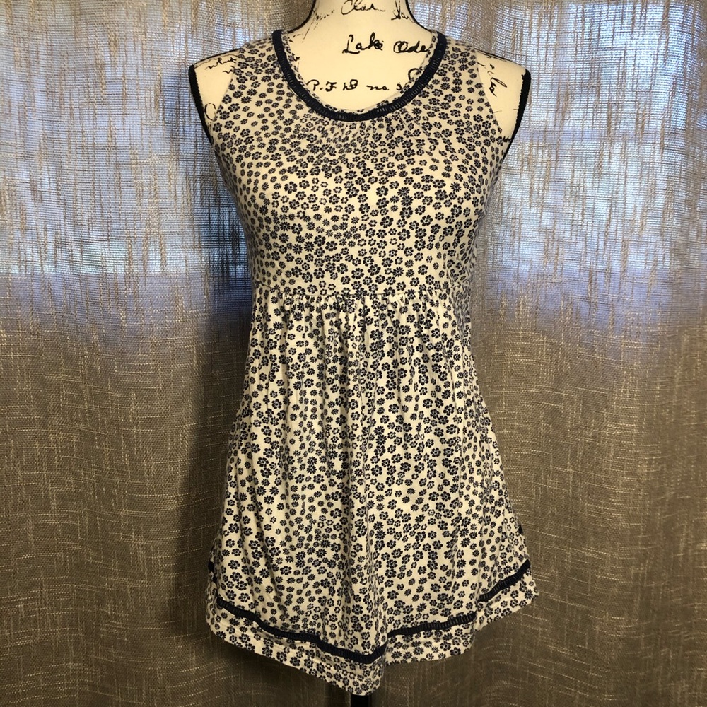 Old Navy | White Floral Sleeveless Maternity Top!✨